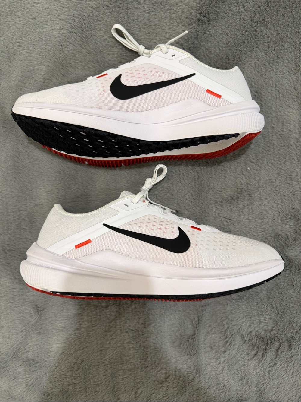 Nike Air Winflo 10 White Black Light Crimson Size 10M DV4022-100 Clean No Box - Picture 3 of 9